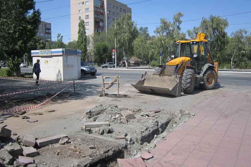 В районе мемориала «Вечно живым» начались работы по благоустройству