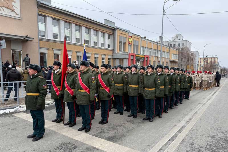 В традиционном «Параде Памяти» в Самаре участвовали Оренбургские кадеты