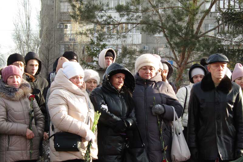 Новотройчане проводили в последний путь участника специальной военной операции Ивана  Маслова