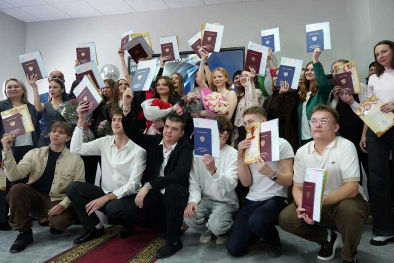 Дипломы с квалификацией «Юрист» получили выпускники Новотроицкого строительного техникума