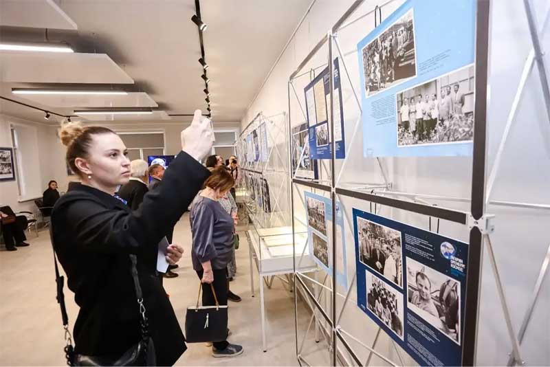 В государственном архиве области открылась выставка «Гагарин. Оренбург. Космос. Документы эпохи»