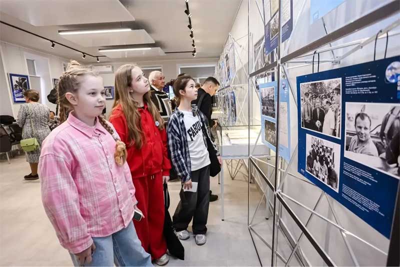 В государственном архиве области открылась выставка «Гагарин. Оренбург. Космос. Документы эпохи»