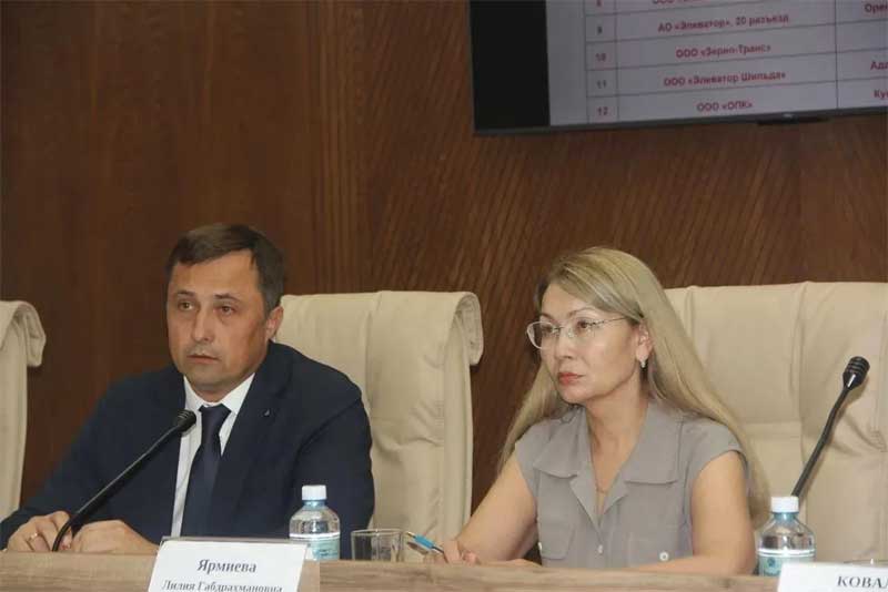 В Оренбуржье оценили готовность  элеваторов к приёмке зерна нового урожая