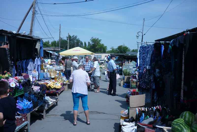 На рынках города проверили соблюдение масочного режима