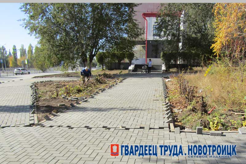 Прокуратура Новотроицка взяла на контроль работы по благоустройству каскада аллей на улице Советской