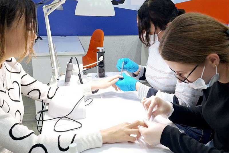 Благодаря бесплатным образовательным программам свыше 140 жителей Оренбуржья в этом году получили свою первую профессию