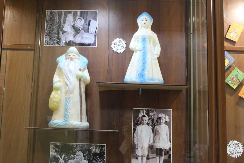 Новотроицкий музей приглашает на «Новогоднее сияние игрушек» (0+)