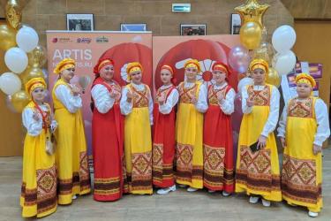 Новотроицкий ансамбль русской песни «Уральские голоса» достойно представил город на престижном конкурсе в Санкт-Петербурге