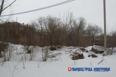 В Новотроицке не могут расселить жильцов домов, не включенных в специальную программу, но признанных аварийными на основании судебных решений