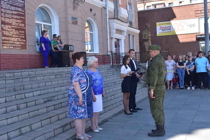 До свидания, студенческий лагерь! 