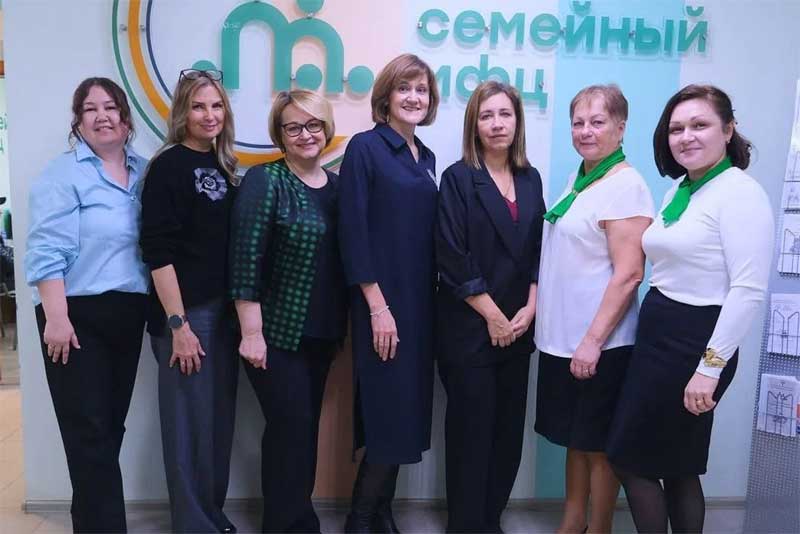 Оренбургские специалисты изучили опыт создания семейных МФЦ в Челябинской области