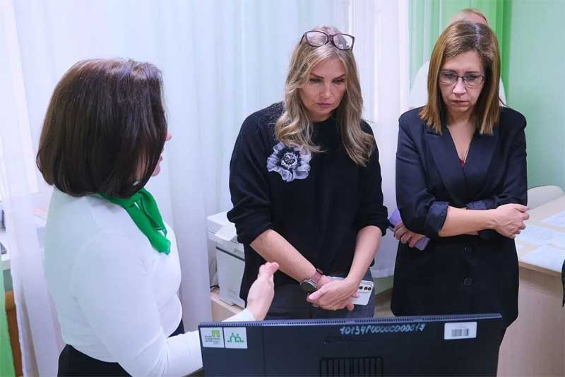 Оренбургские специалисты изучили опыт создания семейных МФЦ в Челябинской области