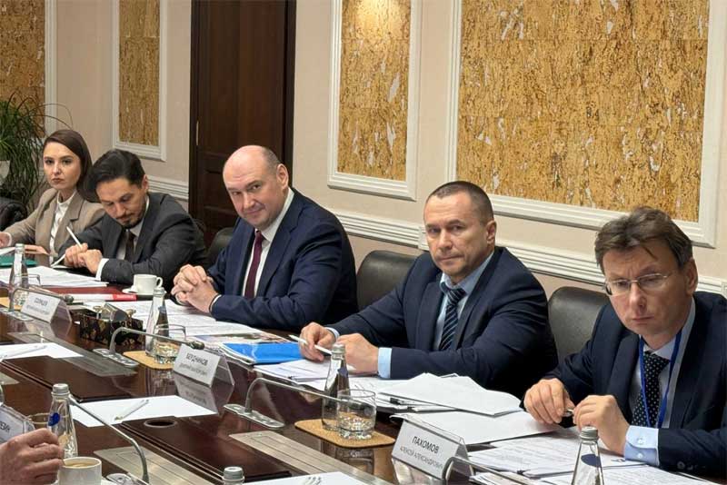 Евгений Солнцев рассказал о продолжении работы над созданием в Оренбуржье концепции межуниверситетского образовательного кампуса