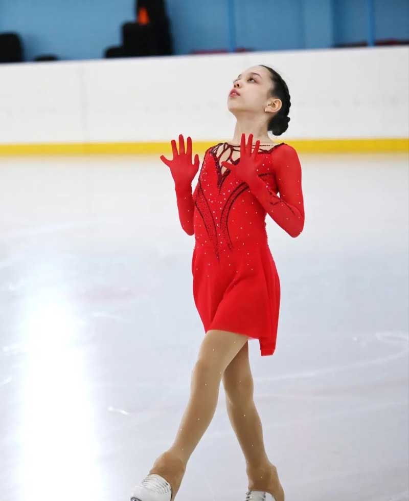 Новотроицкие фигуристы блеснули мастерством в Пензе