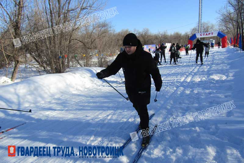 Новотройчане присоединились к гонке «Лыжня России»