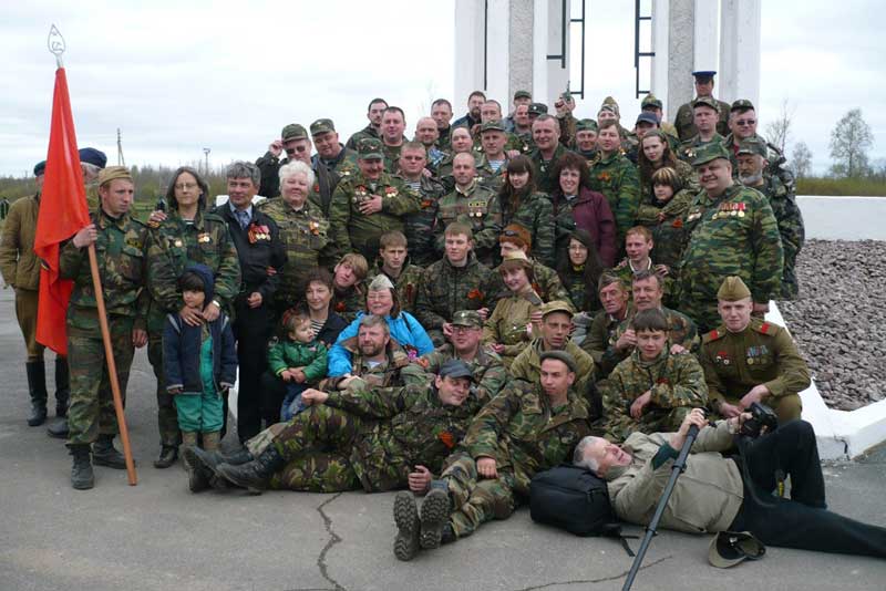 Пока не захоронен последний солдат… (фото)