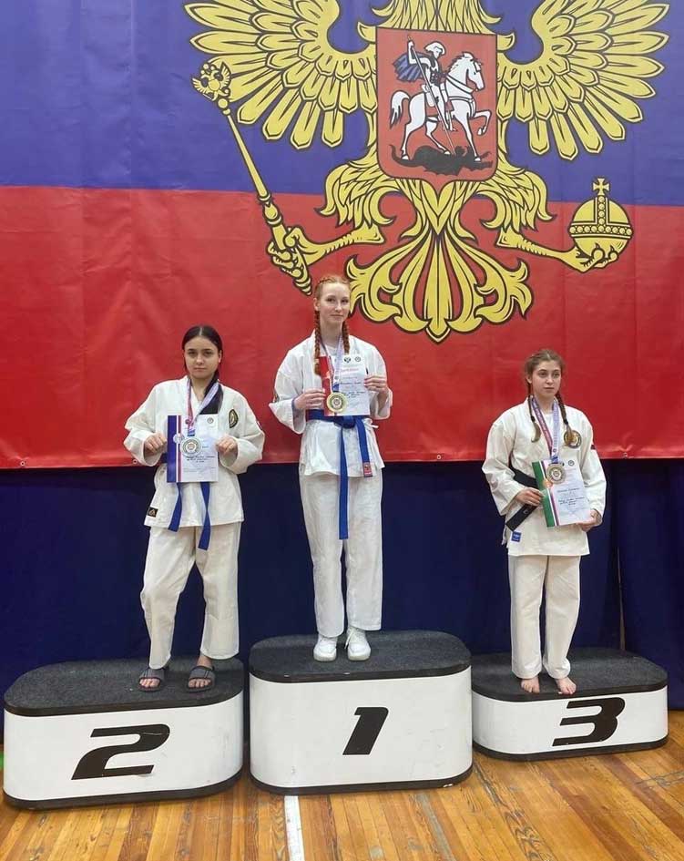 Новотроицкие спортсмены стали победителями чемпионата России по восточному единоборству