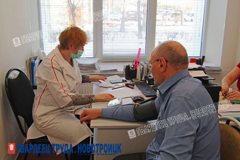 В Новотроицке ежедневно регистрируют по сотне заболевших ОРВИ среди взрослого населения