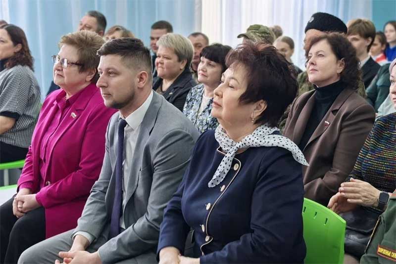 Сегодня в Сорочинске открыли Многофункциональный центр «Жизнь после Победы»