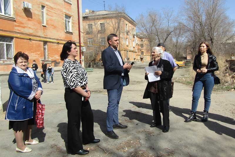 Городская среда начинается с нашего двора