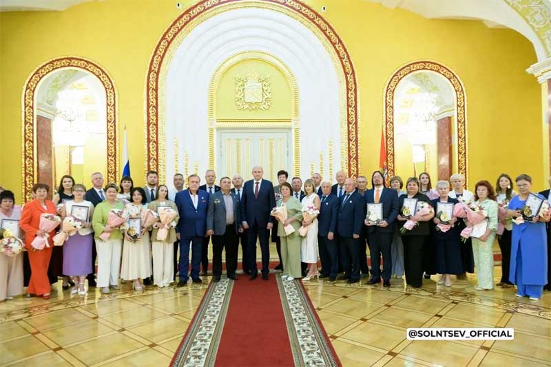 Новотройчанка Елена Махова отмечена на церемонии вручения памятного знака «Гордость Оренбуржья»