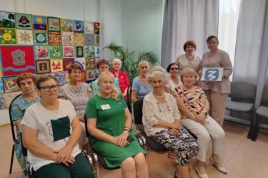 У Новотроицких ветеранов появилась возможность собраться и провести время вместе в клубе «Стальное долголетие»