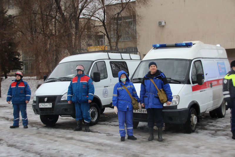 Накануне весеннего паводка и пожароопасного сезона в Новотроицке проверили состояние специальной техники