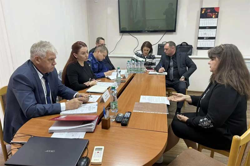 В Новотроицке прием граждан по личным вопросам сегодня, 14 октября, провела Уполномоченный по правам человека в Оренбургской области Мария Комлева