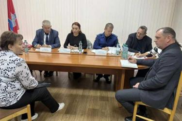 В Новотроицке прием граждан по личным вопросам сегодня, 14 октября, провела Уполномоченный по правам человека в Оренбургской области Мария Комлева