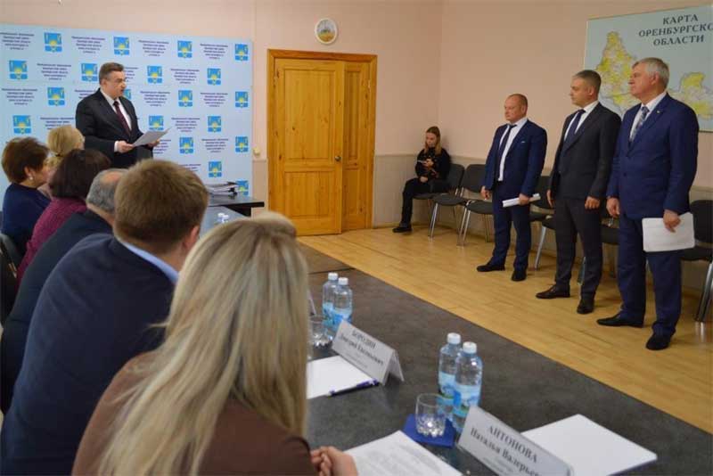 В понедельник, 17 ноября, станет известно, кто возглавит Оренбургский район