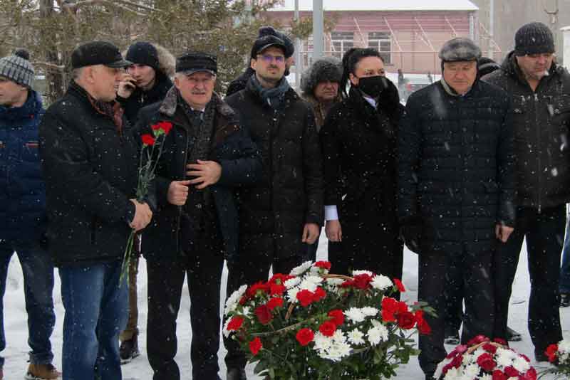 В Новотроицке почтили память погибших воинов-интернационалистов (фото)