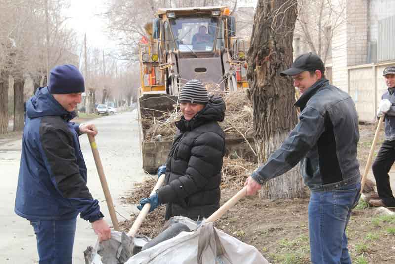 Горожан призывают выйти на субботники