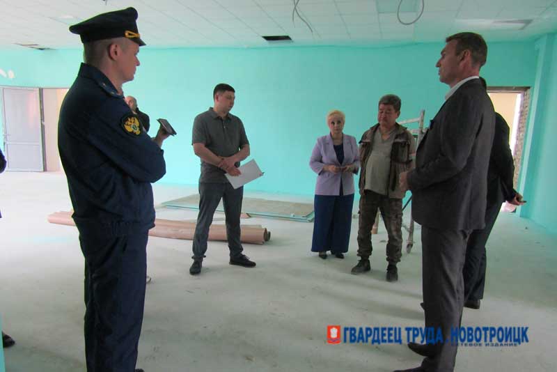 У подрядчика осталось всего две недели на завершение капитального ремонта новотроицкой школы №10