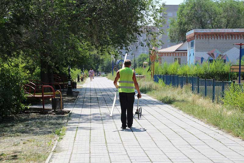 Начался капитальный ремонт детской площадки на улице Марии Корецкой