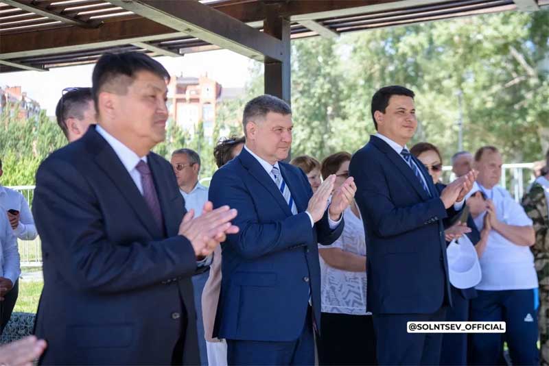 В Оренбурге дали старт российско-казахстанской экспедиции по Уралу