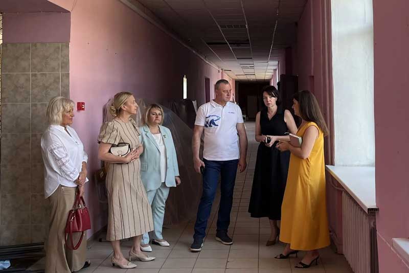Олег Димов осмотрел Привокзальную площадь Оренбурга