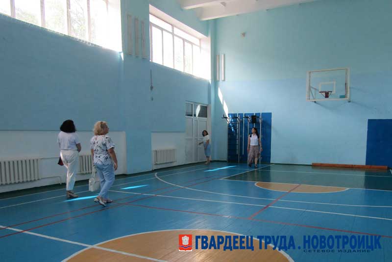 В школах Новотроицка началась проверка готовности к началу нового учебного года