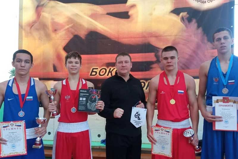 Новотройчане успешно выступили на турнирах, посвященных памяти легенд Орского бокса