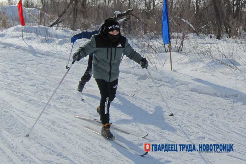 Новотройчане вышли на старты «Лыжни России»