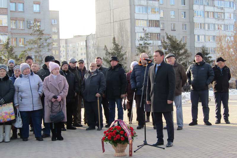 Новотройчане проводили в последний путь Радика Ишемгулова