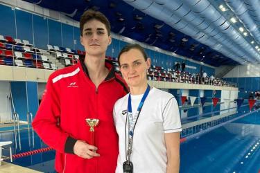 Новотроицкий пловец Санат Баймуратов стал мастером спорта России