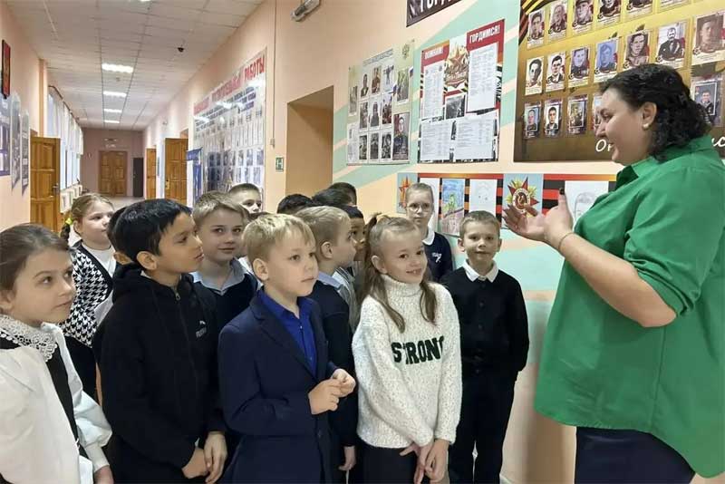 В школах Оренбуржья очередной урок «Разговоры о важном» посвятили Дню защитника Отечества