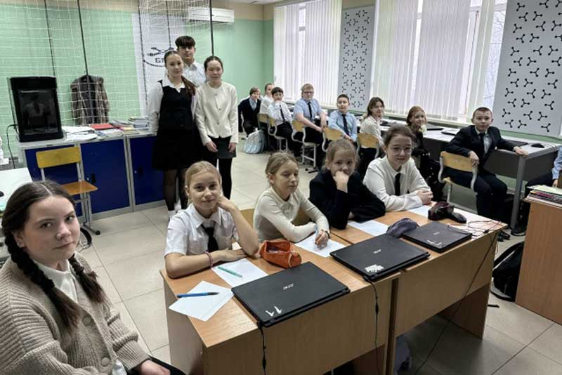 «Неделя науки» в новотроицкой гимназии стала праздником интеллекта и открытий