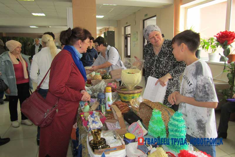 В Новотроицке провели благотворительную акцию «СВОих не бросаем!»