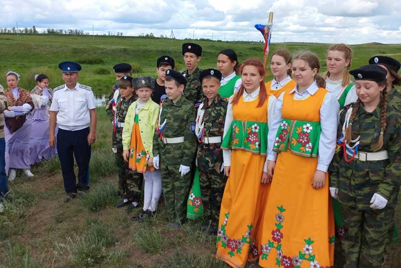 Казачьему роду - нет переводу