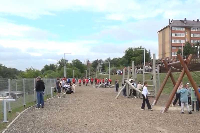 В Бугуруслане завершают благоустройство набережной реки Большой Кинель 