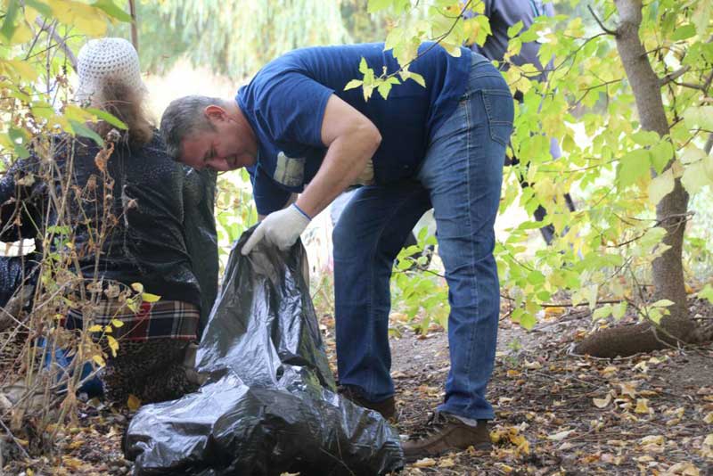 Более тонны мусора было собрано на «Чистых играх» в Новотроицке (фото)