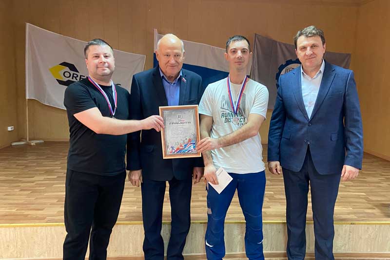 На Новотроицком заводе «Оренбургский пропант» прошел турнир по настольному теннису