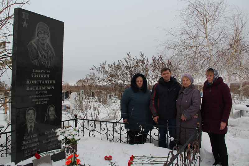 Грозный. Площадь Минутка. 21 год назад…