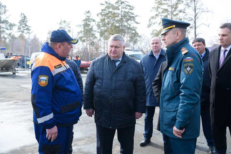 В Оренбуржье проверили готовность техники и специальных формирований к предстоящему весеннему половодью
